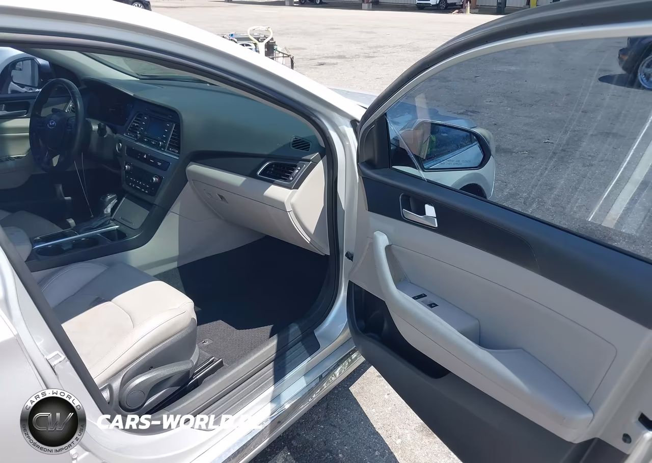 2015 Hyundai Sonata Sport VIN:5NPE34AF0FH080791 - 5