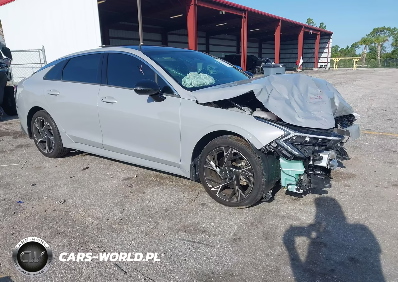 2025 Kia K5 Gt-Line – zdjęcie 1 z 17