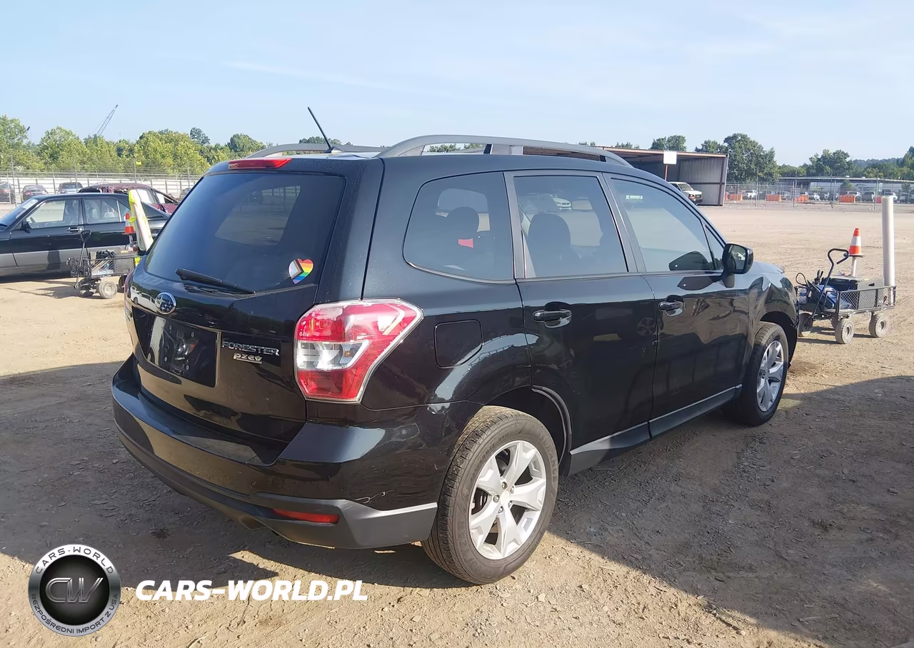 2015 Subaru Forester 2.5I Premium VIN:JF2SJADC2FH598460 - 4