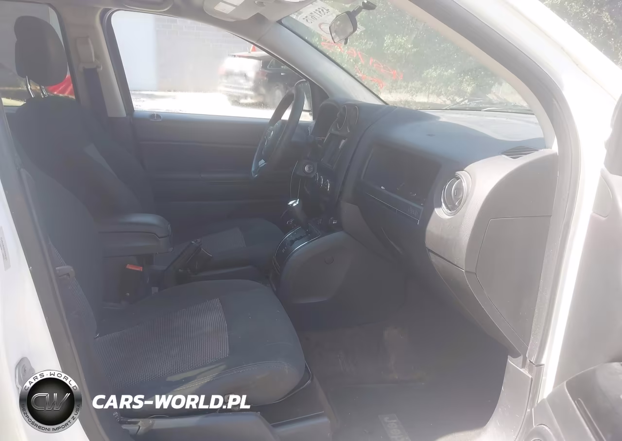 2013 Jeep Compass Sport VIN:1C4NJCBA0DD208324 - 5