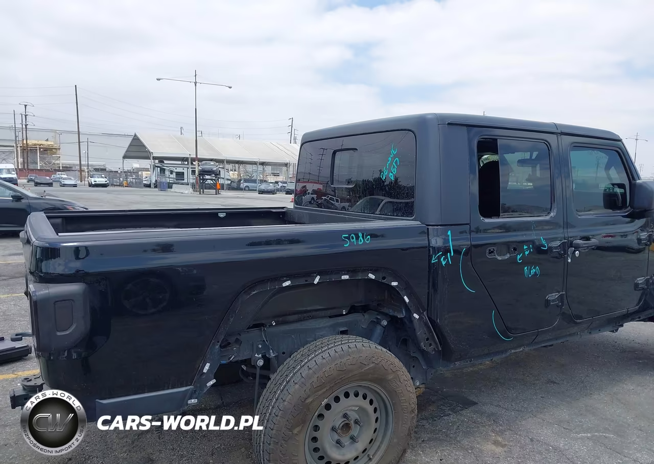 2020 Jeep Gladiator Altitude 4X4 VIN:1C6HJTAG8LL214791 - 18