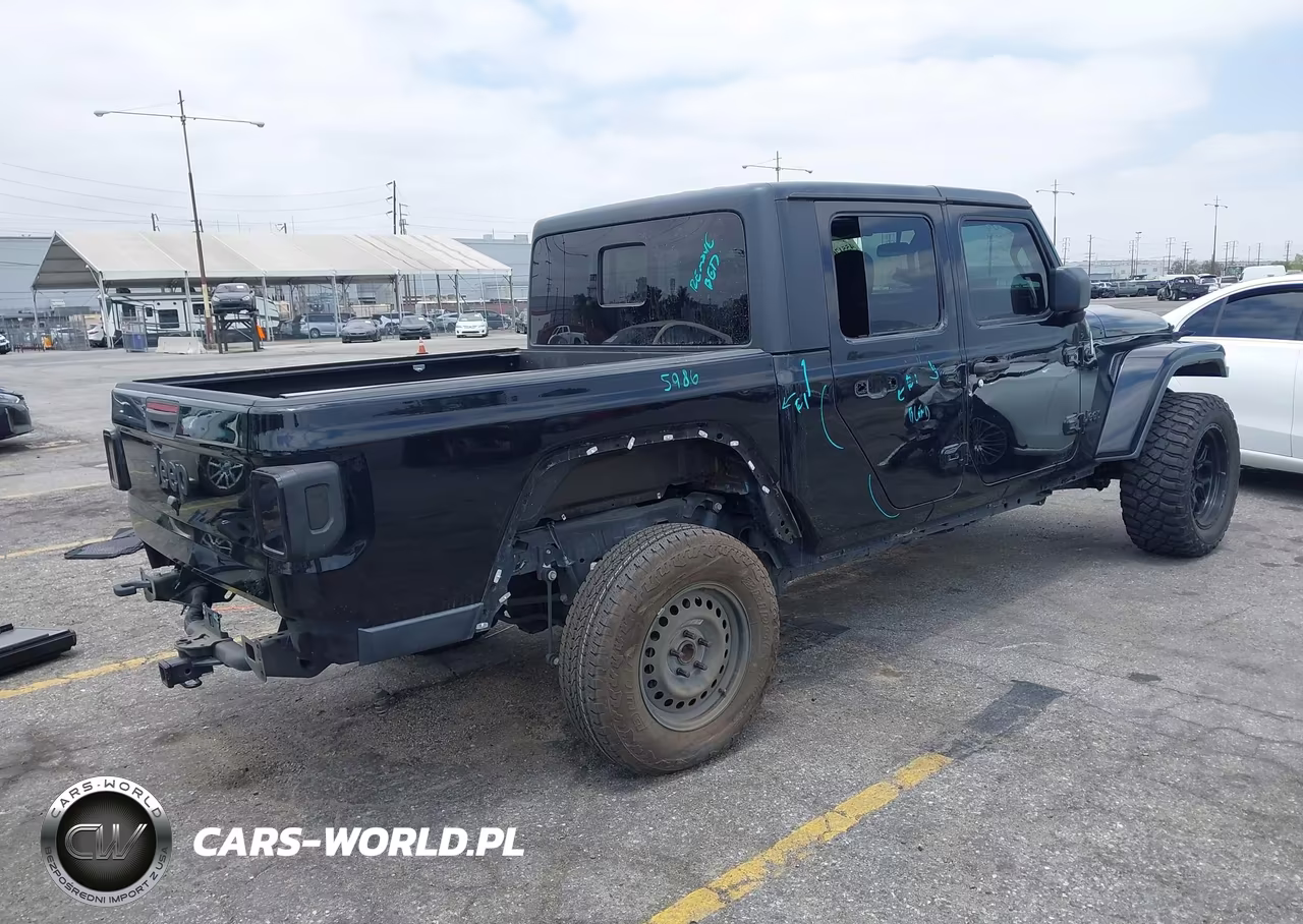 2020 Jeep Gladiator Altitude 4X4 VIN:1C6HJTAG8LL214791 - 4