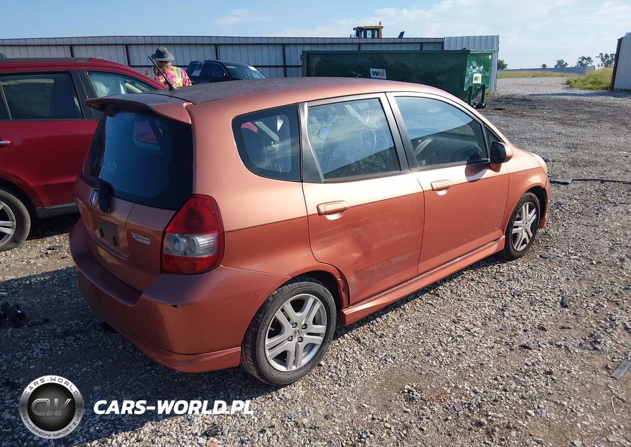 2008 Honda Fit Sport VIN:JHMGD38698S035275 - 4