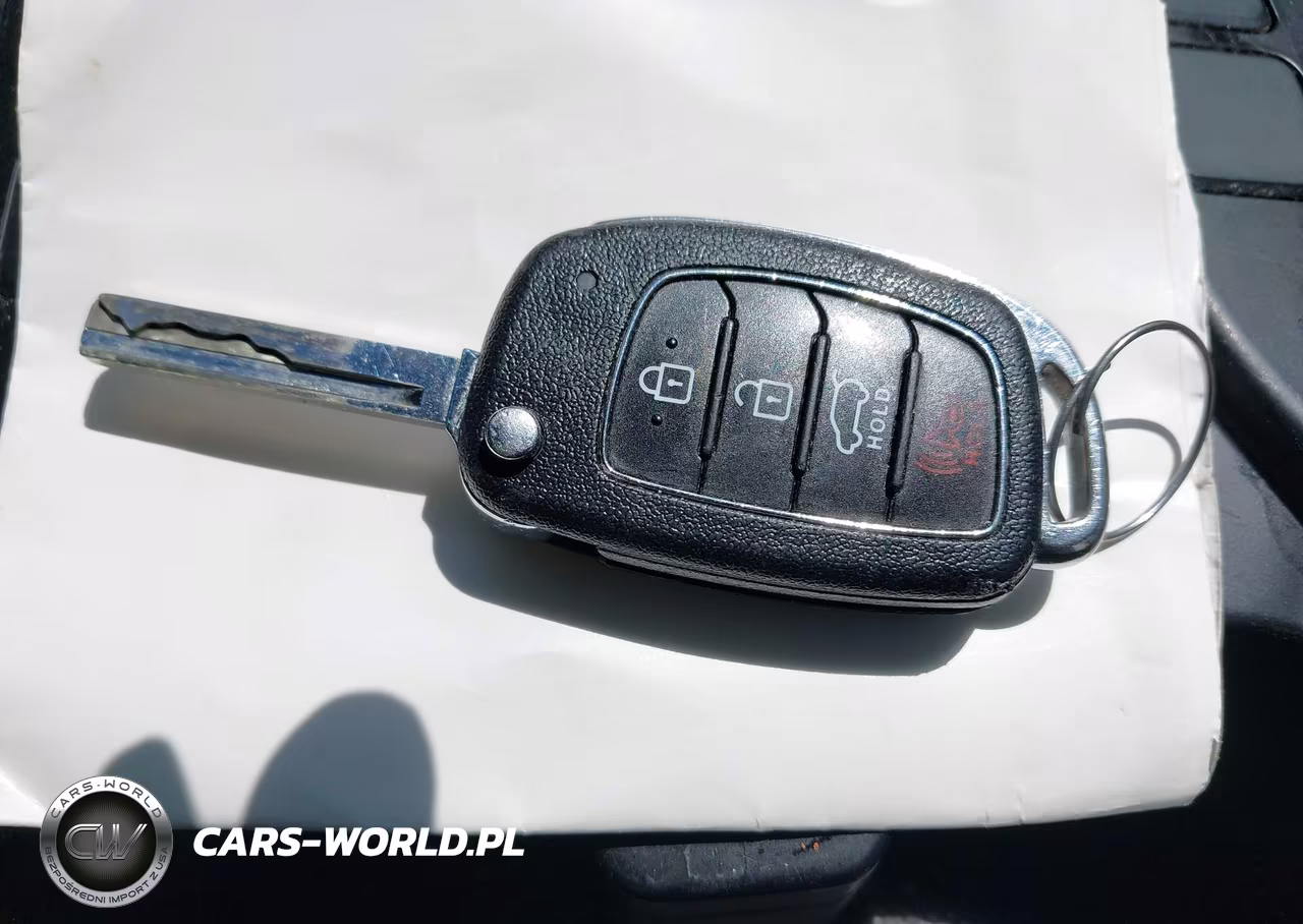 2017 Hyundai Santa Fe Se VIN:KM8SM4HFXHU225006 - 11