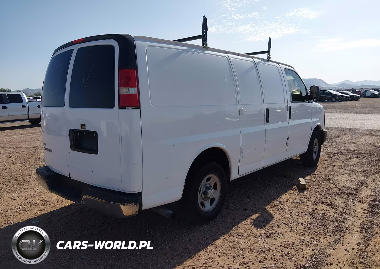 2008 Chevrolet Express Work Van VIN:1GCFG154681188259 - 4