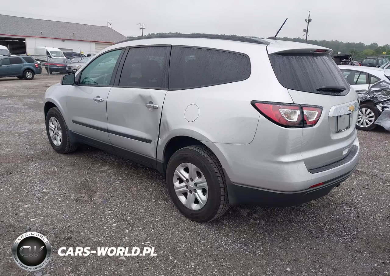 2014 Chevrolet Traverse Ls VIN:1GNKRFEDXEJ132463 - 3