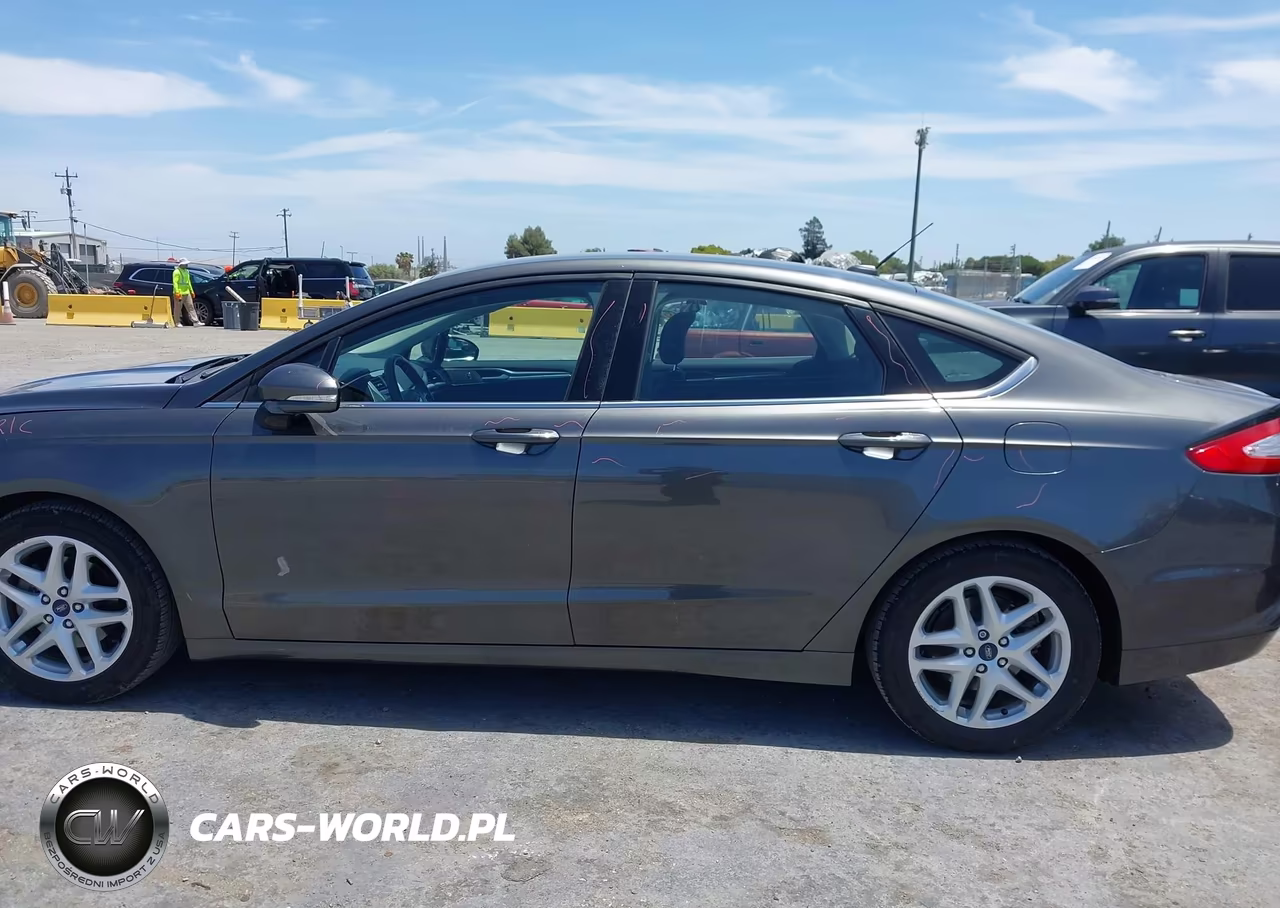 2015 Ford Fusion Se VIN:3FA6P0H76FR248131 - 15