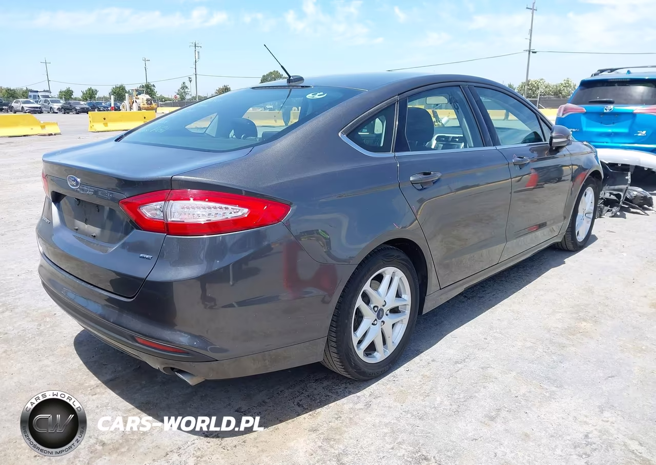 2015 Ford Fusion Se VIN:3FA6P0H76FR248131 - 4
