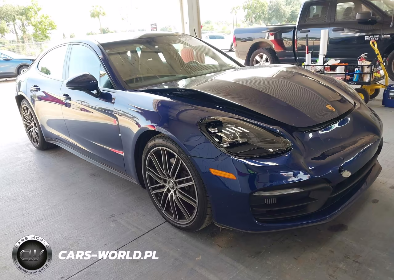 2021 Porsche Panamera 4 – zdjęcie 1 z 16