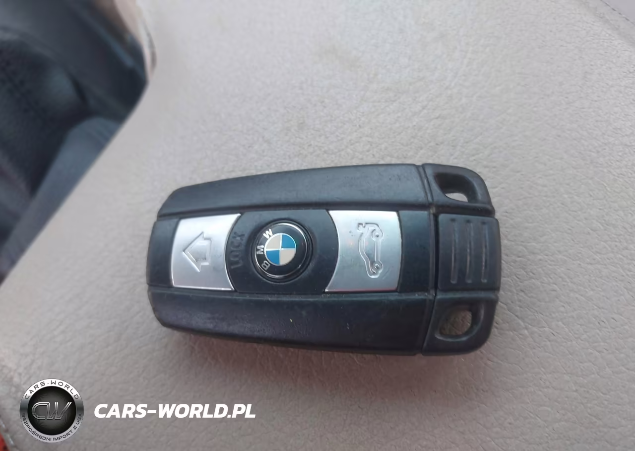 2011 BMW 328I xDrive VIN:WBAPK5C55BF122895 - 11