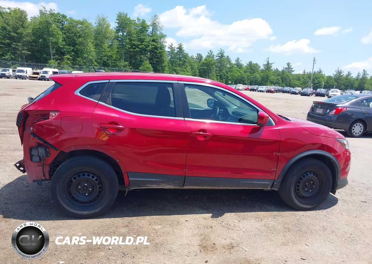 2018 Nissan Rogue Sport S VIN:JN1BJ1CR0JW255593 - 14