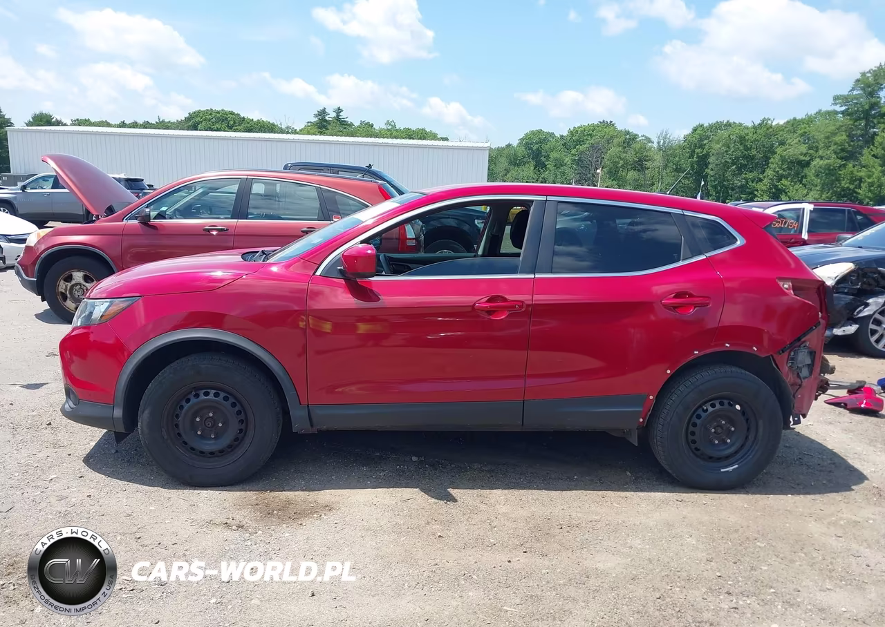 2018 Nissan Rogue Sport S VIN:JN1BJ1CR0JW255593 - 15