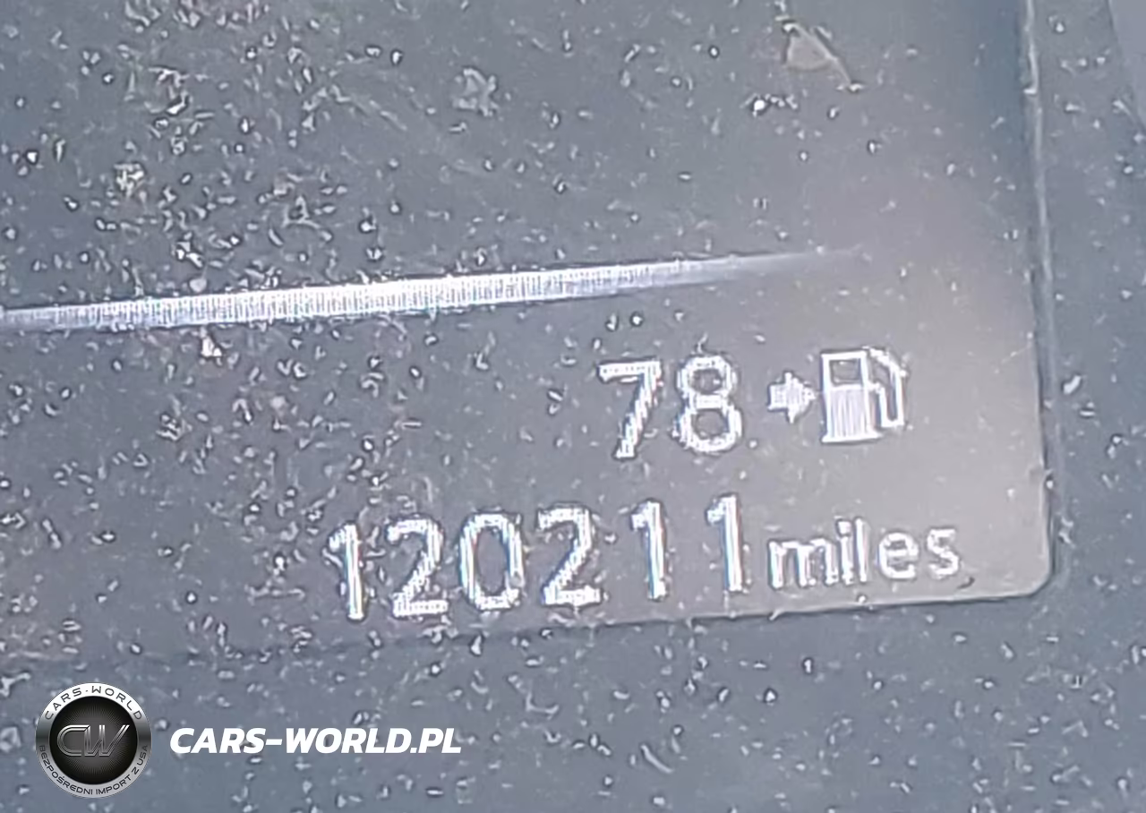 2018 Nissan Rogue Sport S VIN:JN1BJ1CR0JW255593 - 16