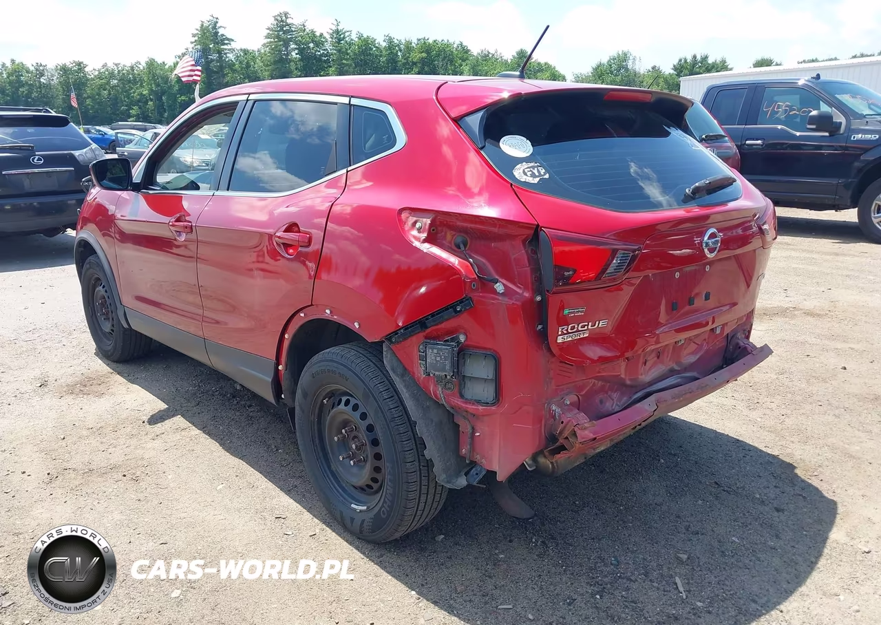 2018 Nissan Rogue Sport S VIN:JN1BJ1CR0JW255593 - 3