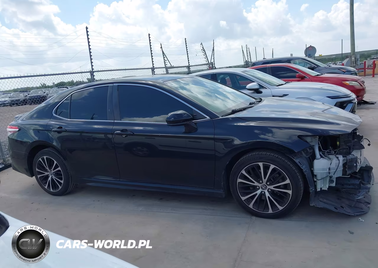 2020 Toyota Camry Se VIN:4T1G11AK0LU939594 - 14