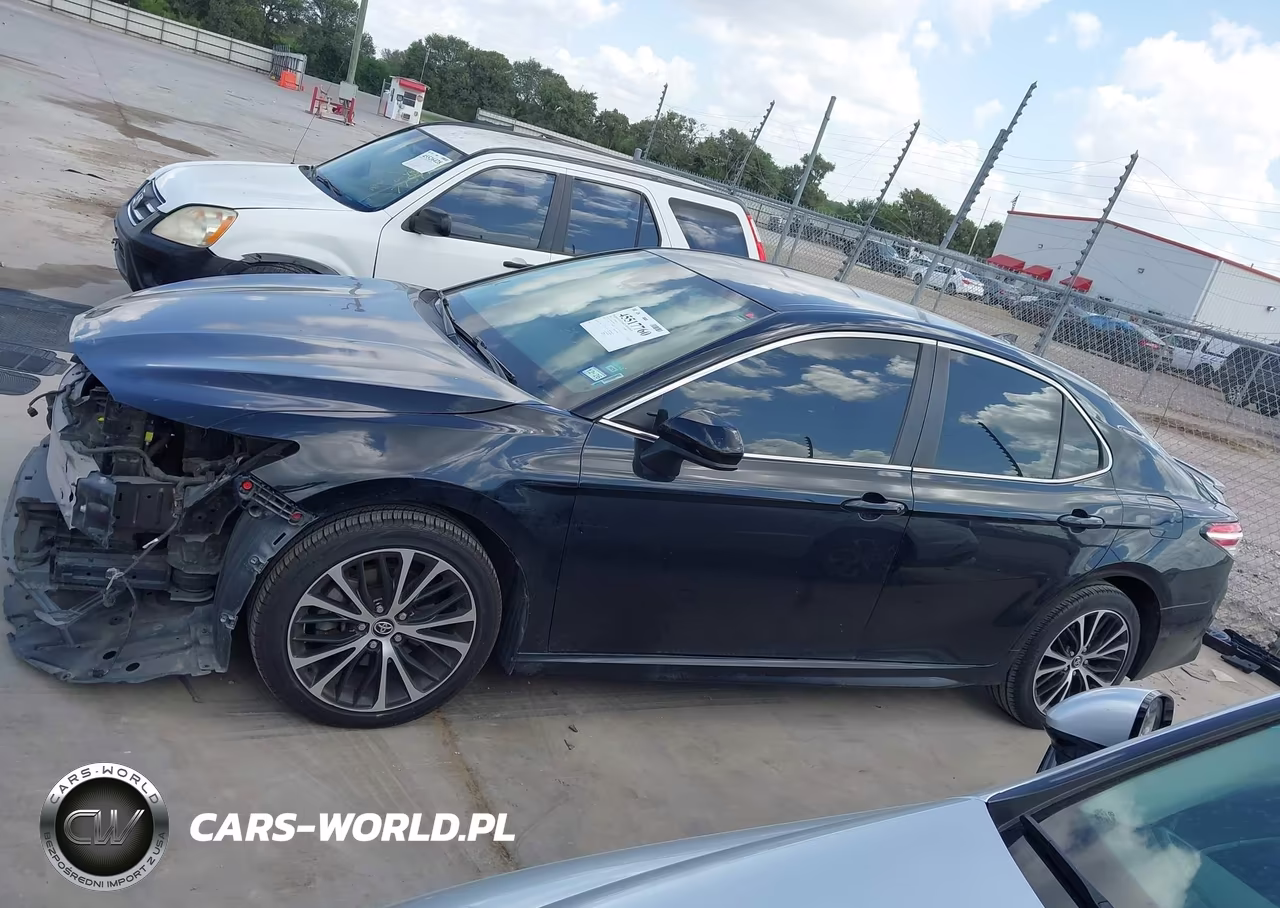 2020 Toyota Camry Se VIN:4T1G11AK0LU939594 - 15