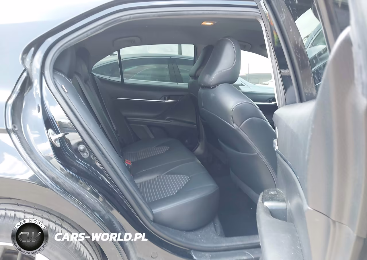 2020 Toyota Camry Se VIN:4T1G11AK0LU939594 - 8