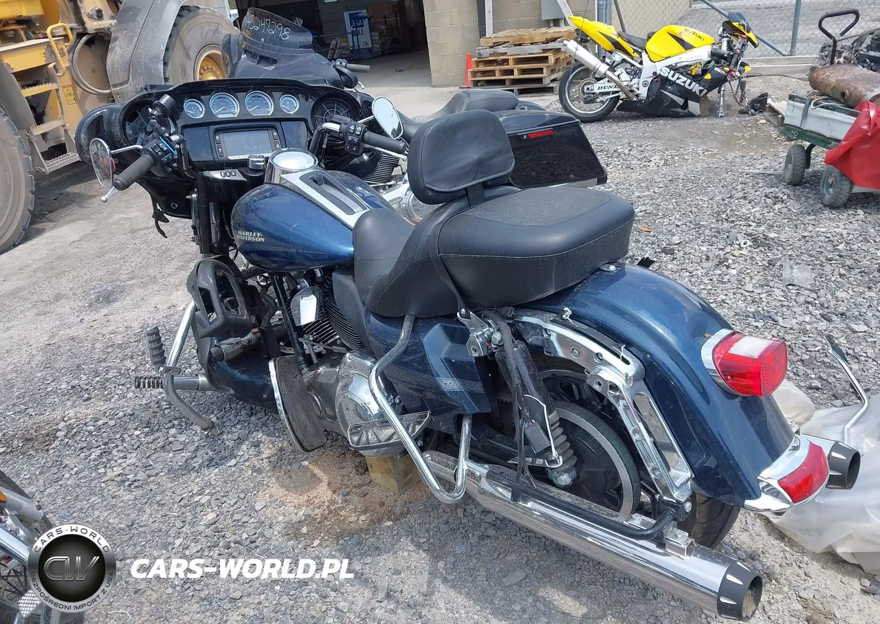 2016 Harley-Davidson Flhtk Ultra Limited VIN:1HD1KEL10GB655367 - 3