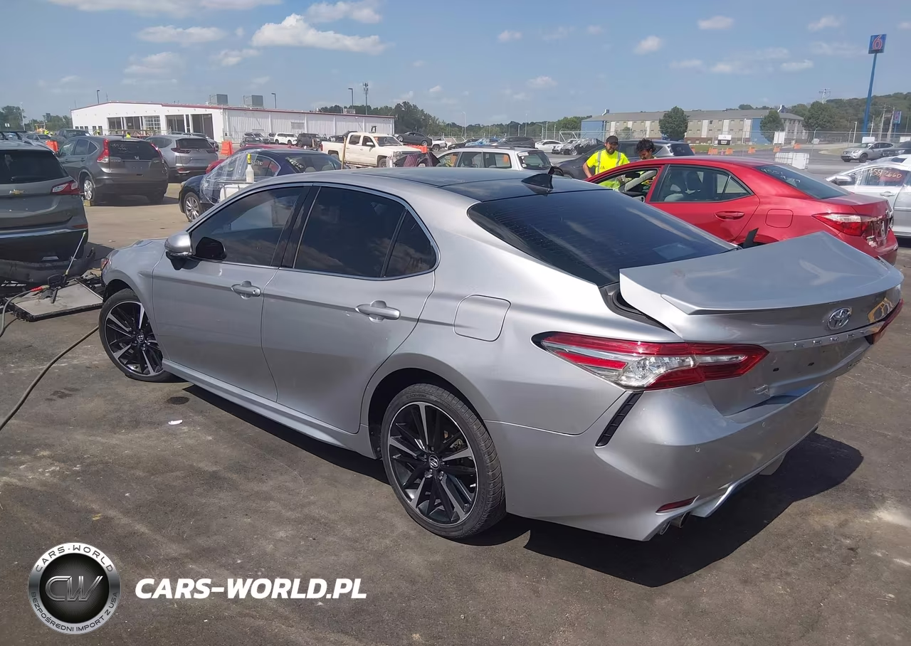2018 Toyota Camry Xse V6 VIN:4T1BZ1HK3JU019786 - 3