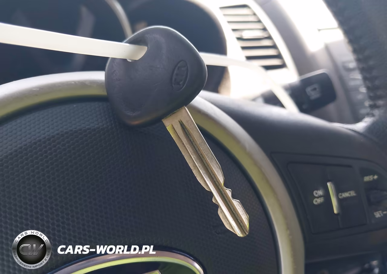 2012 Kia Soul + VIN:KNDJT2A64C7367988 - 11