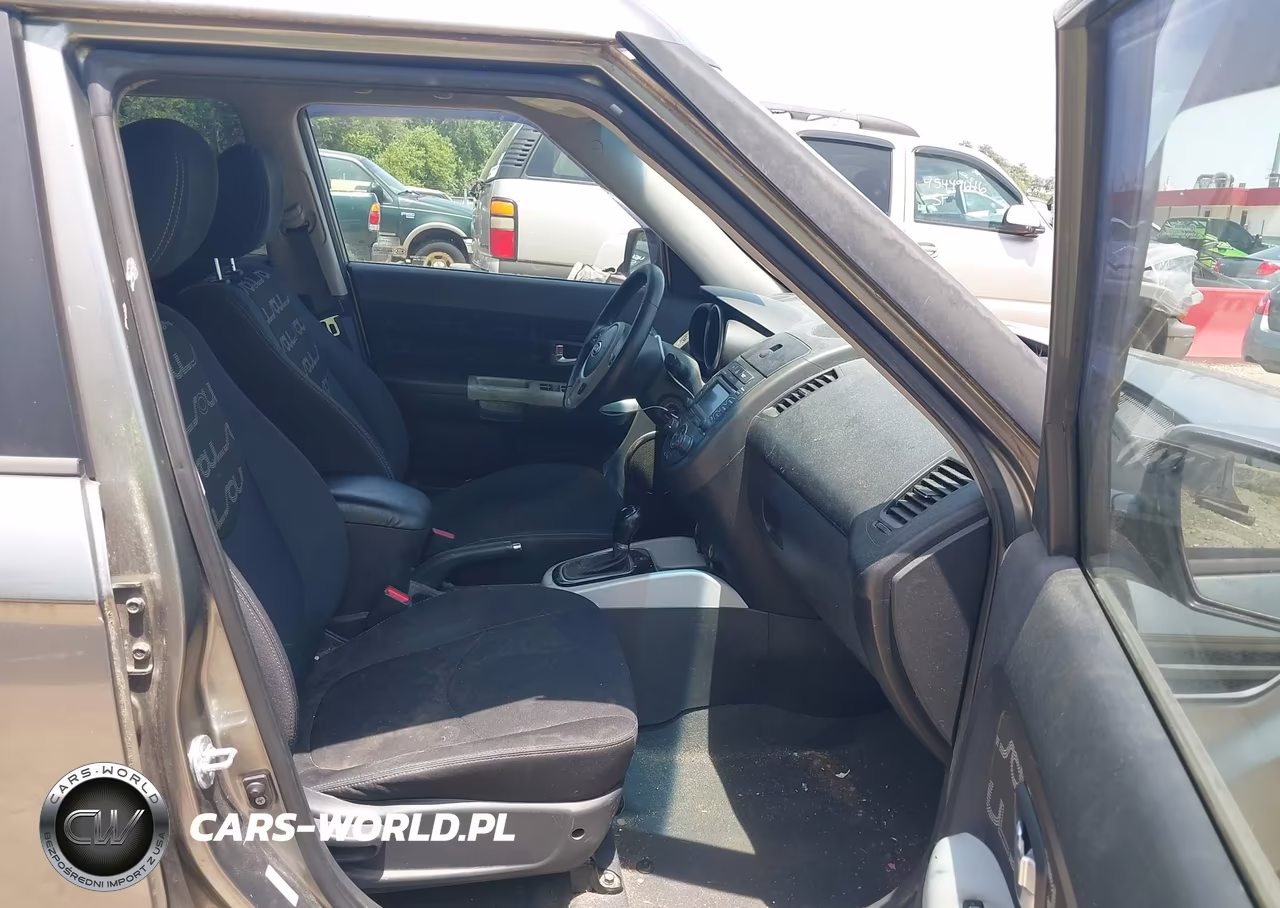 2012 Kia Soul + VIN:KNDJT2A64C7367988 - 5
