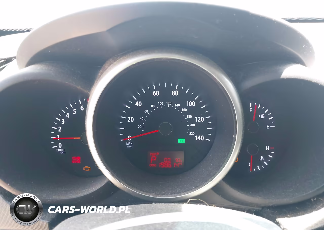 2012 Kia Soul + VIN:KNDJT2A64C7367988 - 7