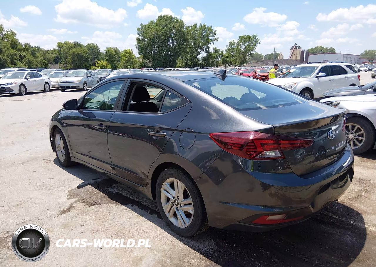 2020 Hyundai Elantra Sel VIN:5NPD84LF0LH575644 - 3