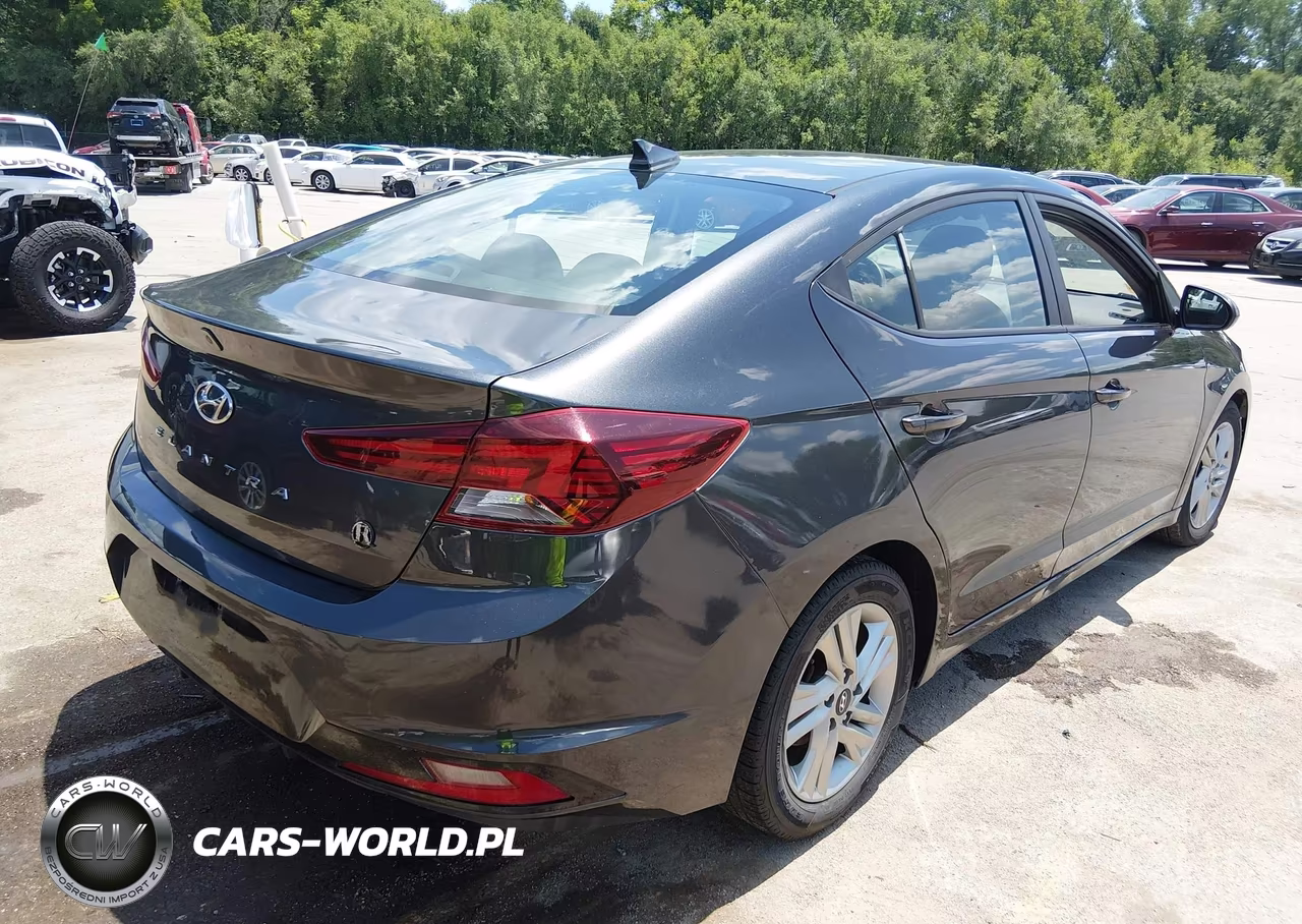 2020 Hyundai Elantra Sel VIN:5NPD84LF0LH575644 - 4