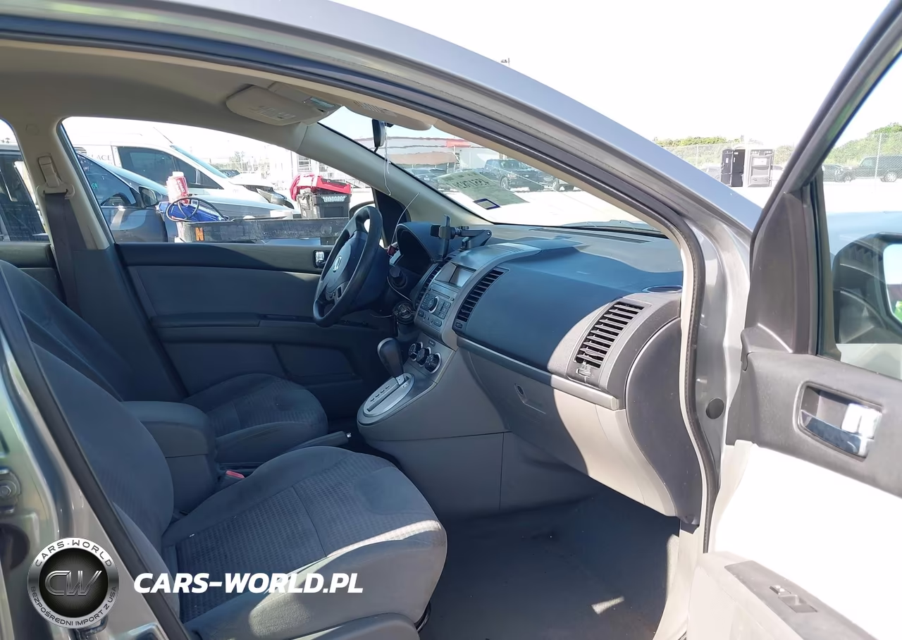2008 Nissan Sentra 2.0 S VIN:3N1AB61E28L747015 - 5