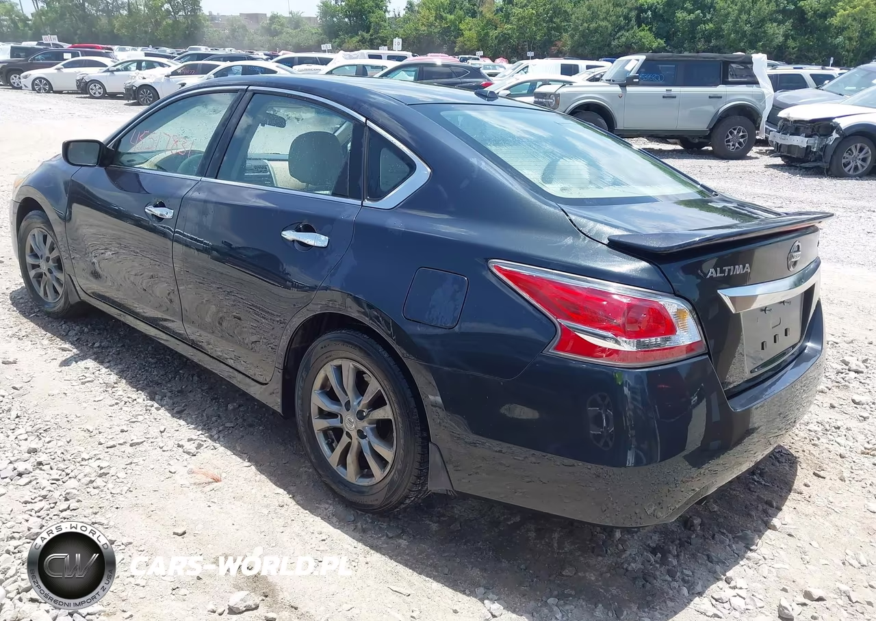 2015 Nissan Altima 2.5 S VIN:1N4AL3AP8FC248325 - 3