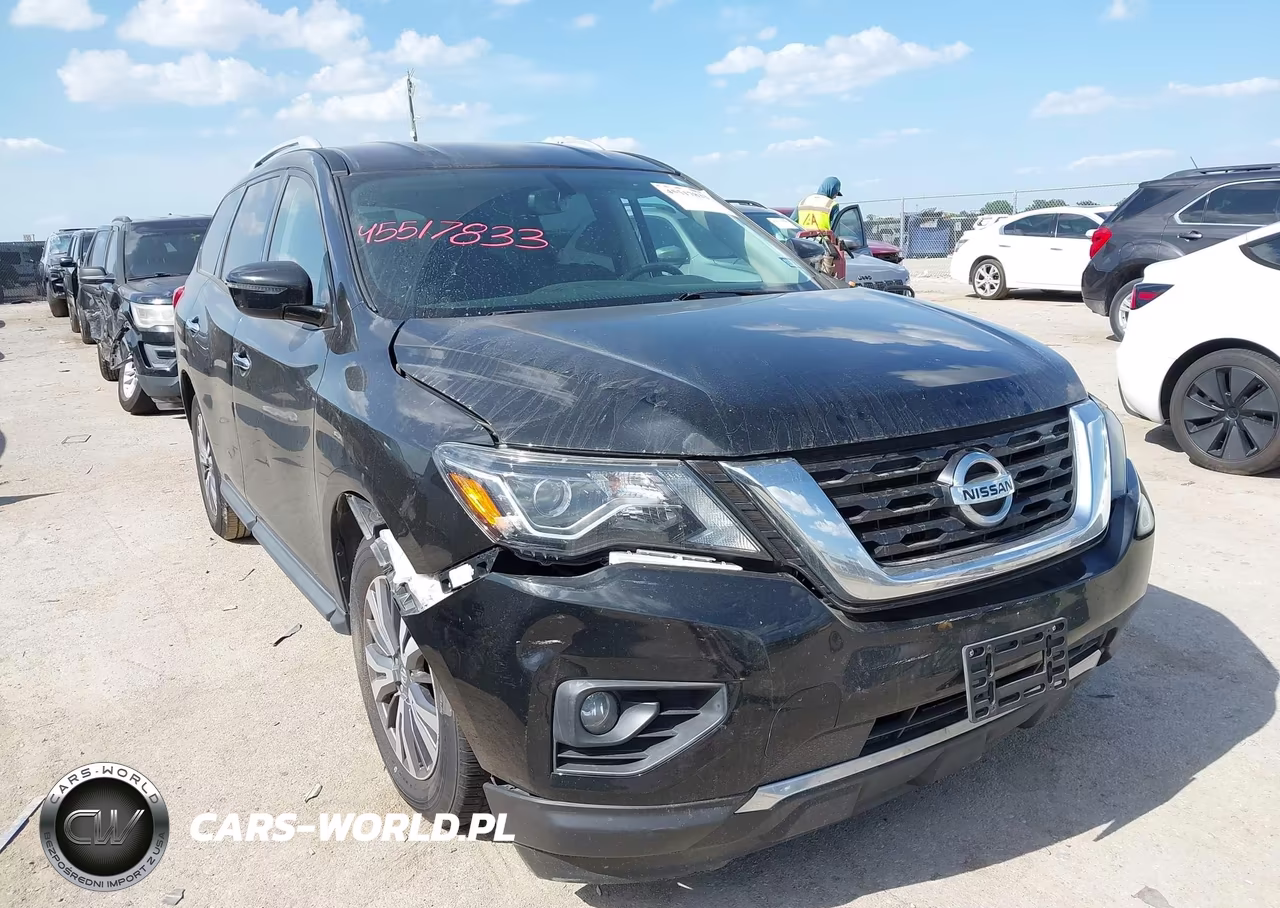 2019 Nissan Pathfinder Sv