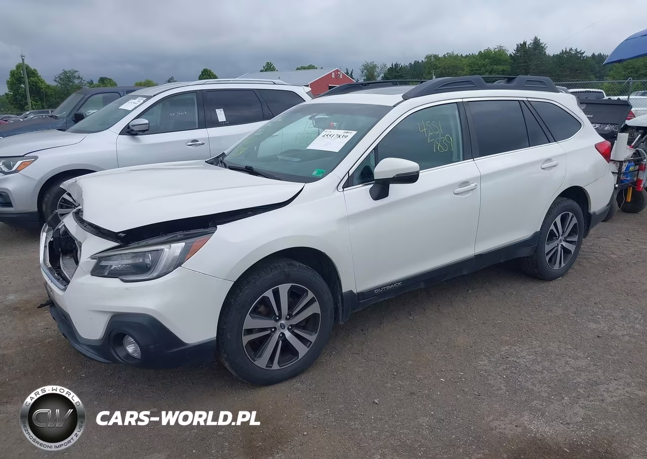 2018 Subaru Outback 3.6R Limited VIN:4S4BSEKC9J3200782 - 2