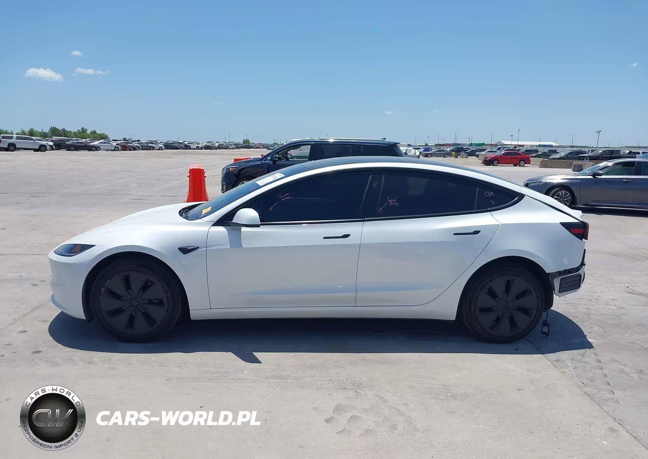 2025 Tesla Model 3 Long Range Rear-Wheel Drive-Standard Rear-Wheel Drive VIN:5YJ3E1EA6SF986418 - 14