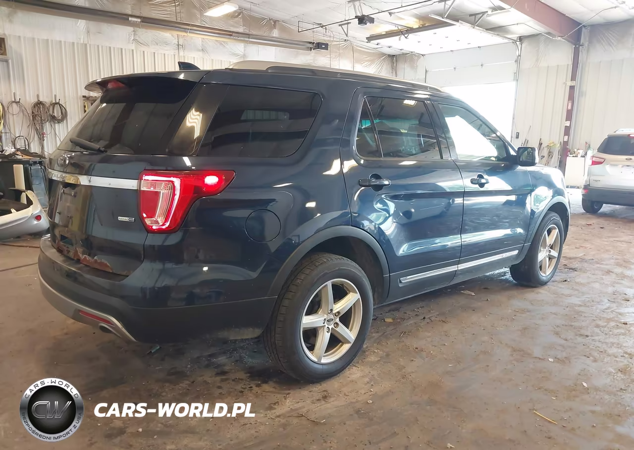 2016 Ford Explorer Xlt VIN:1FM5K8D82GGB61154 - 4
