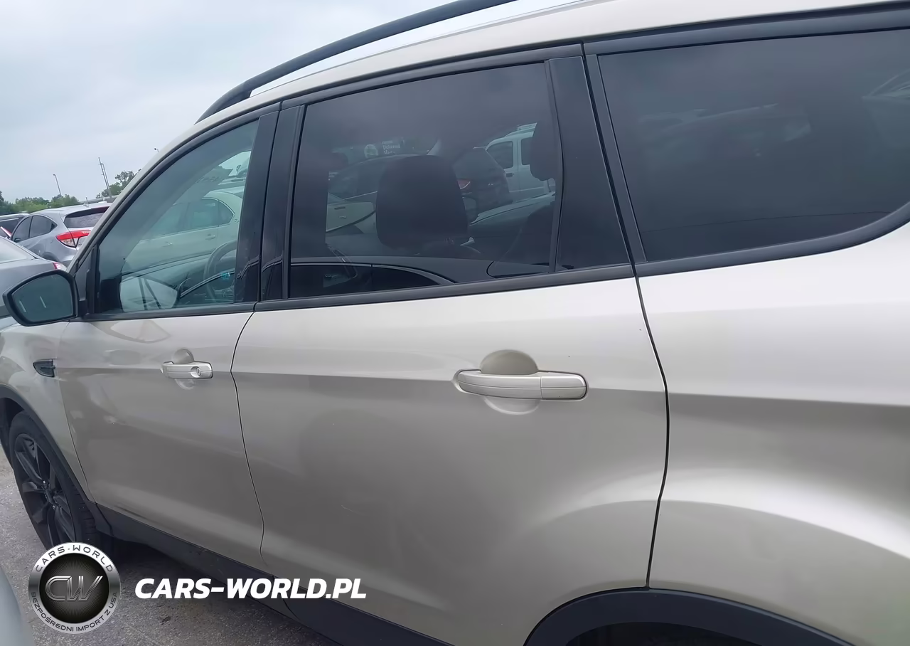 2017 Ford Escape Se VIN:1FMCU9GD9HUB97863 - 14