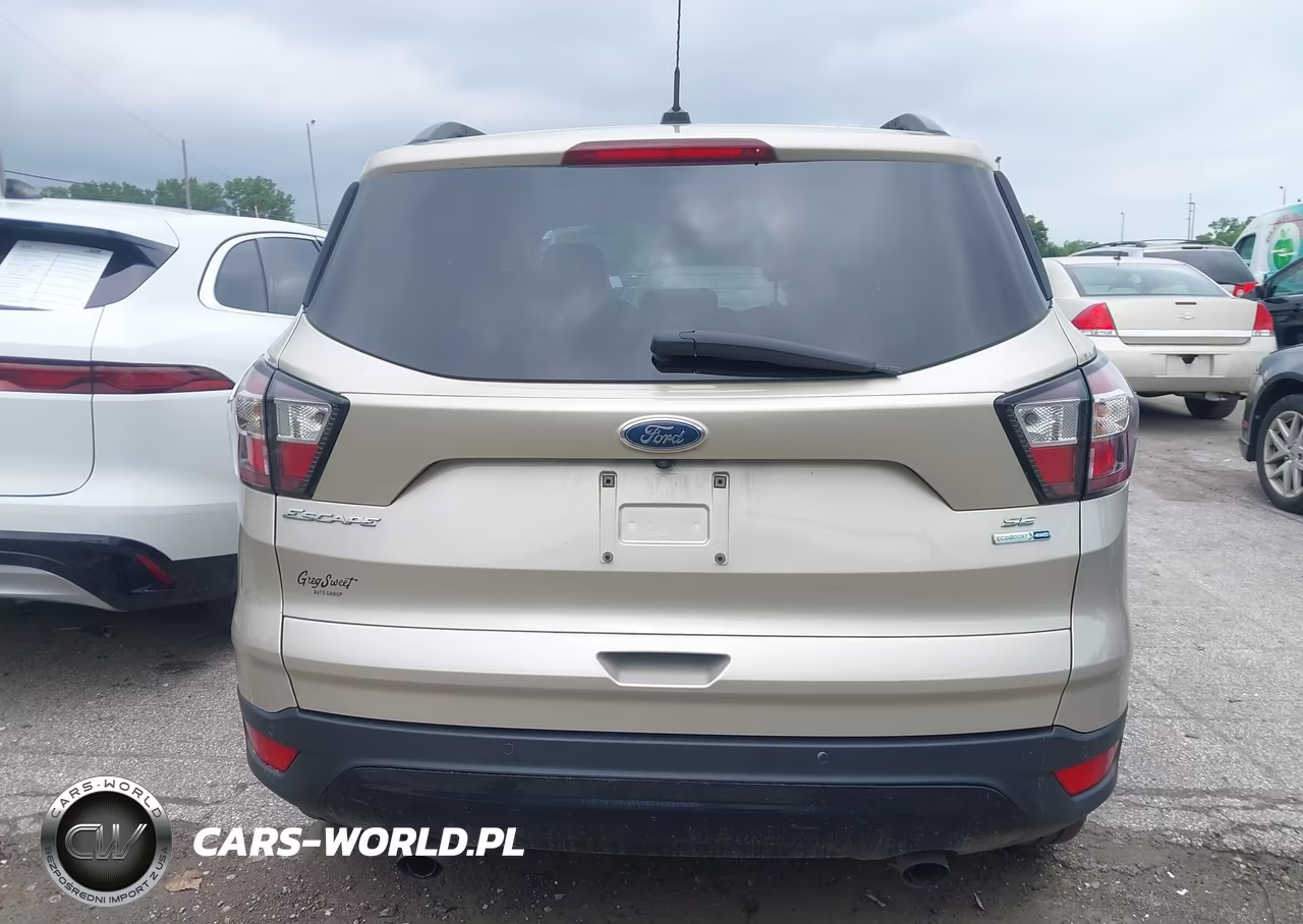 2017 Ford Escape Se VIN:1FMCU9GD9HUB97863 - 16