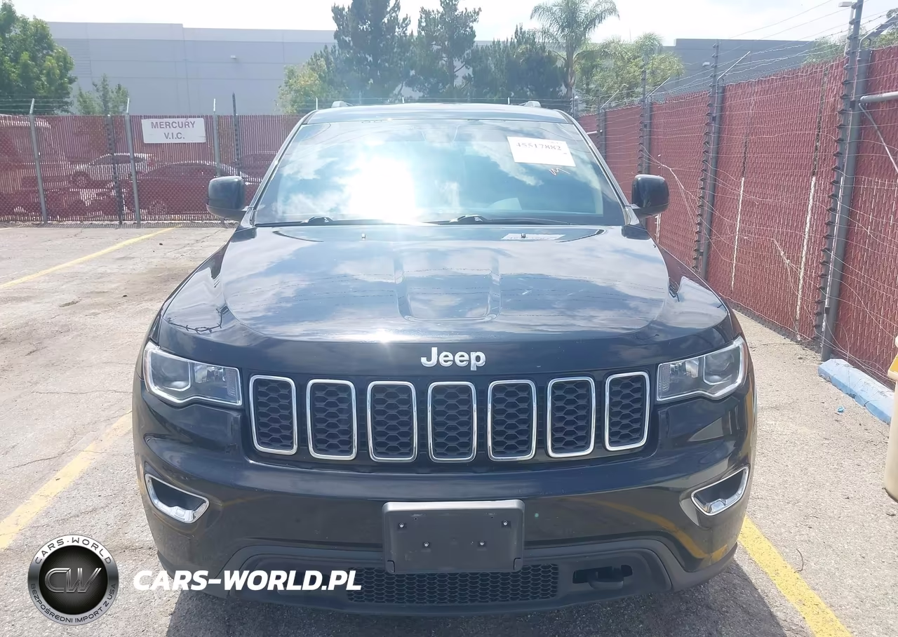 2019 Jeep Grand Cherokee Laredo E 4X4 VIN:1C4RJFAG9KC754163 - 12