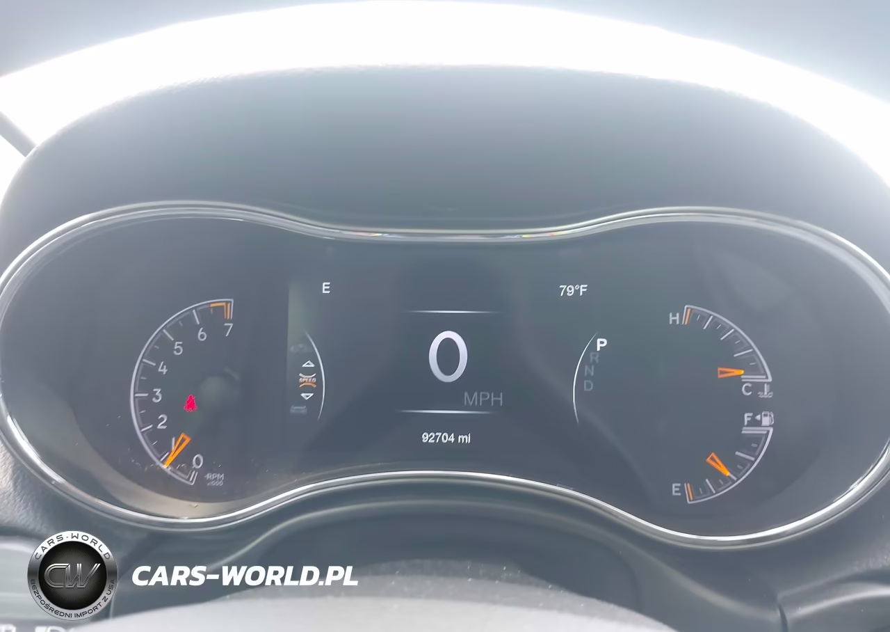 2019 Jeep Grand Cherokee Laredo E 4X4 VIN:1C4RJFAG9KC754163 - 7
