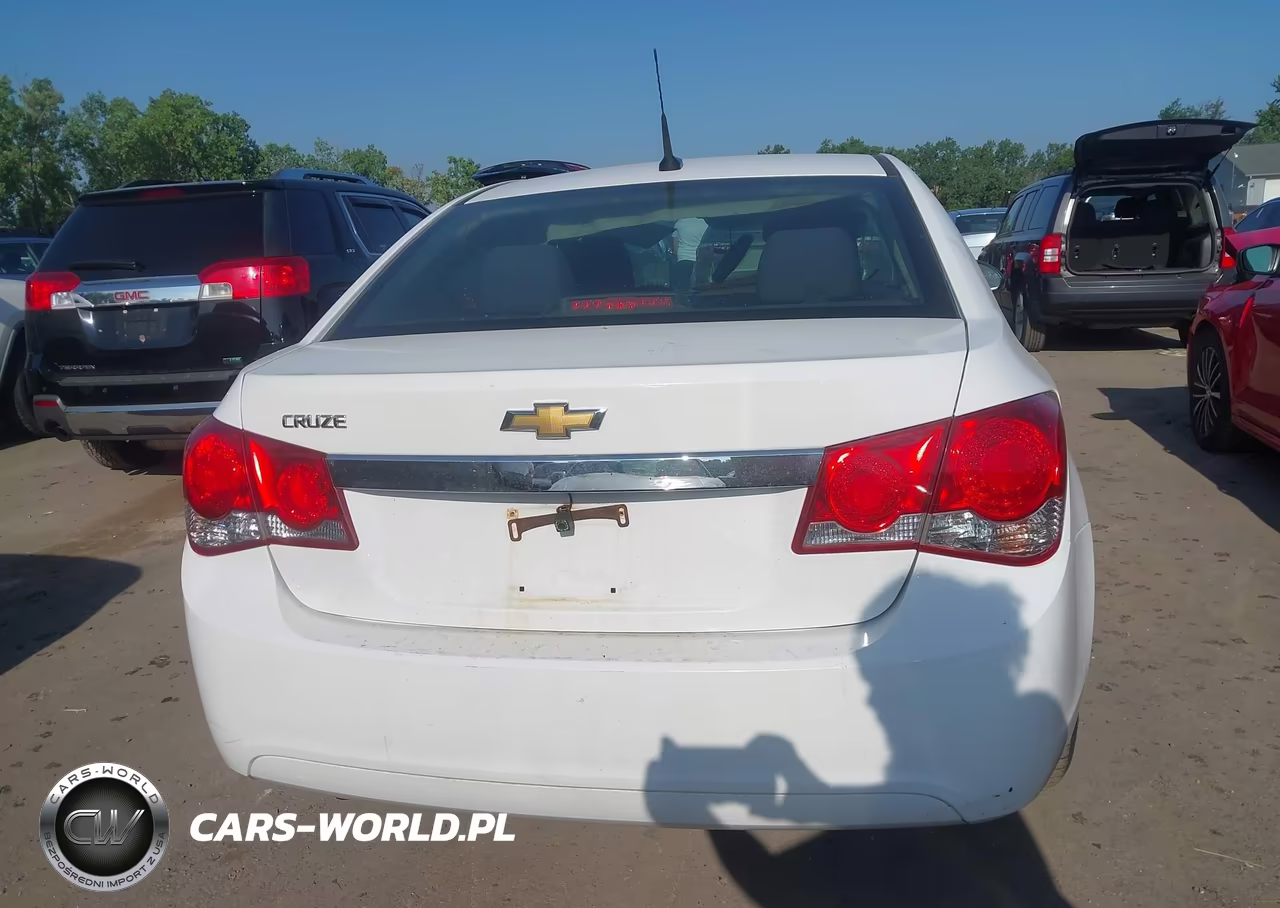 2012 Chevrolet Cruze Ls VIN:1G1PC5SH2C7390772 - 16