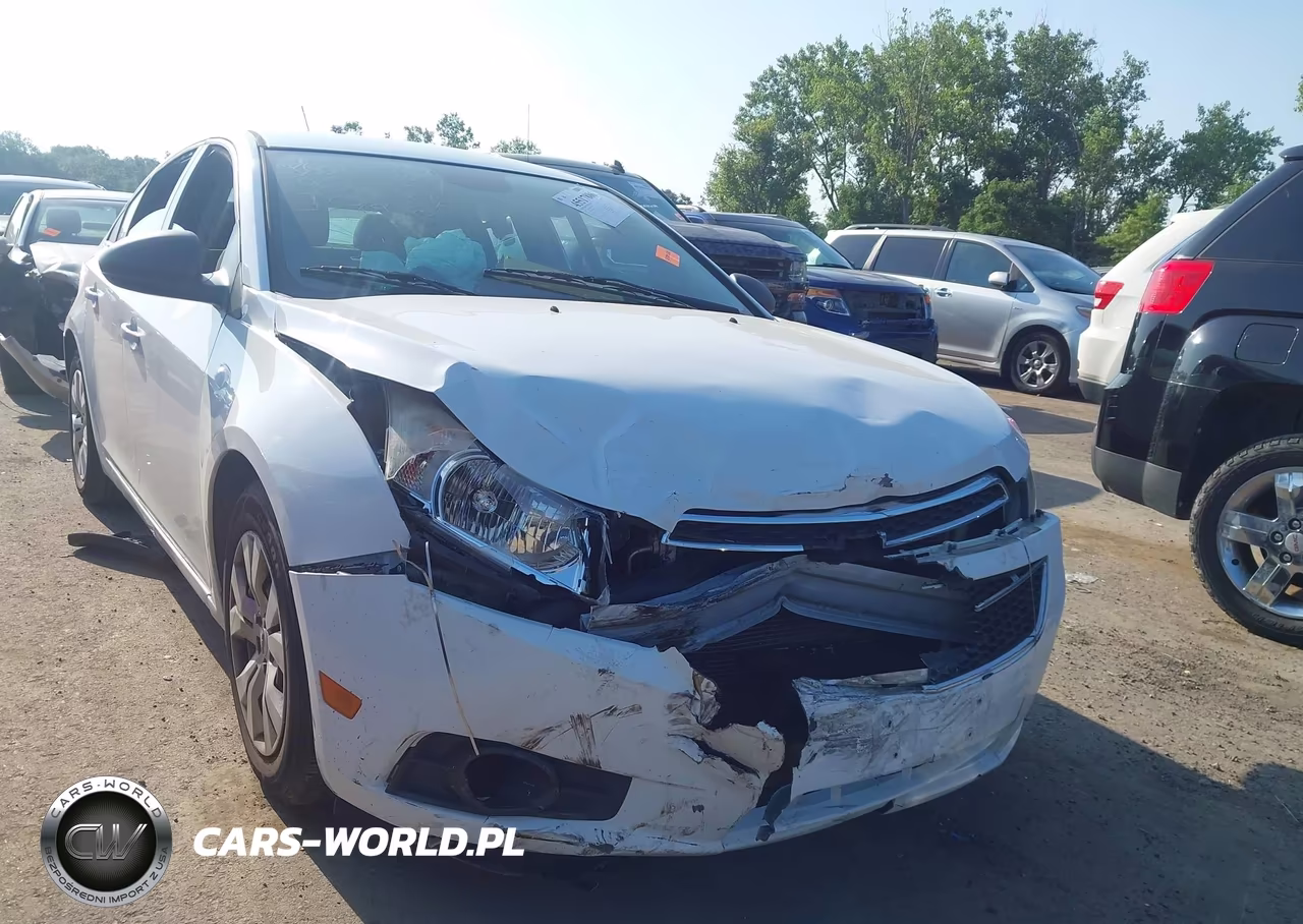 2012 Chevrolet Cruze Ls VIN:1G1PC5SH2C7390772 - 6