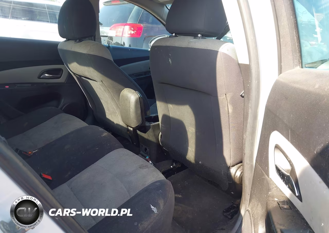 2012 Chevrolet Cruze Ls VIN:1G1PC5SH2C7390772 - 8