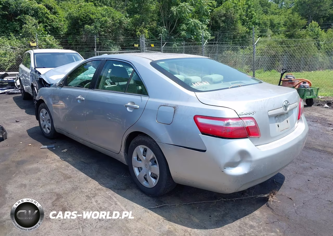 2007 Toyota Camry Le VIN:JTNBE46K073056700 - 3