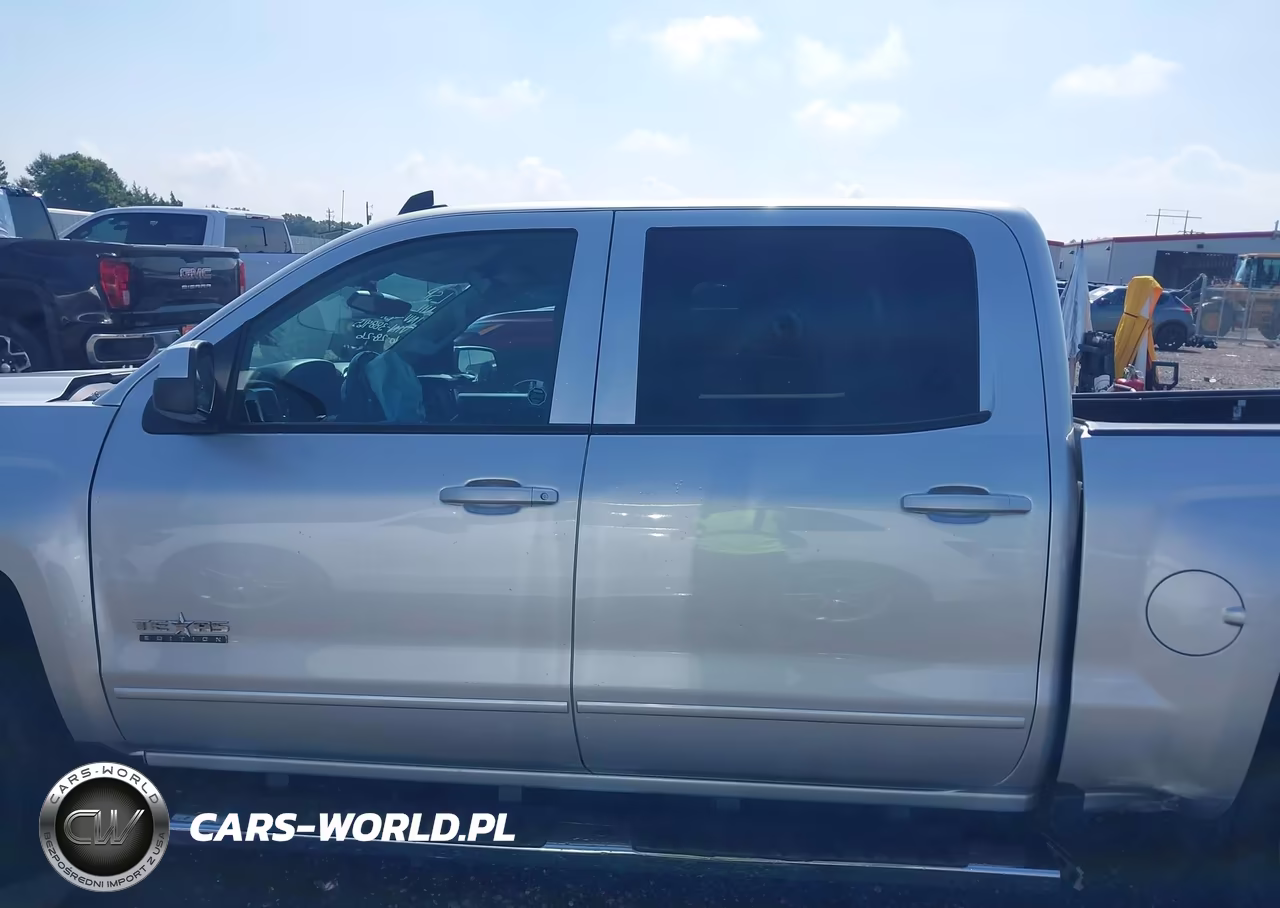2018 Chevrolet Silverado 1500 1Lt VIN:3GCPCREC5JG388465 - 15