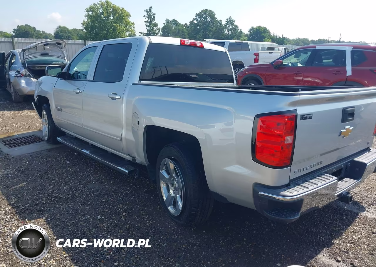 2018 Chevrolet Silverado 1500 1Lt VIN:3GCPCREC5JG388465 - 3
