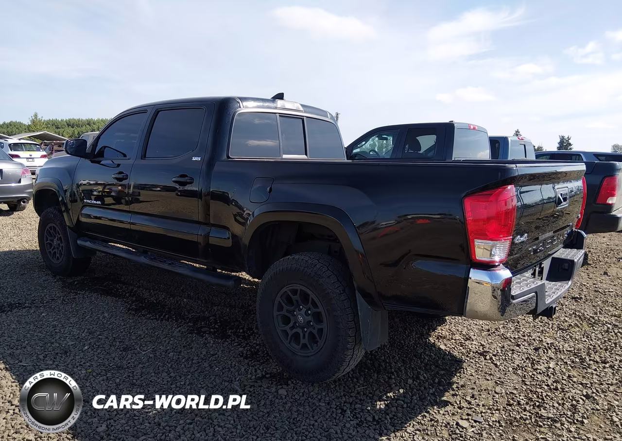 2017 Toyota Tacoma Sr5 V6 VIN:3TMDZ5BN4HM025800 - 3