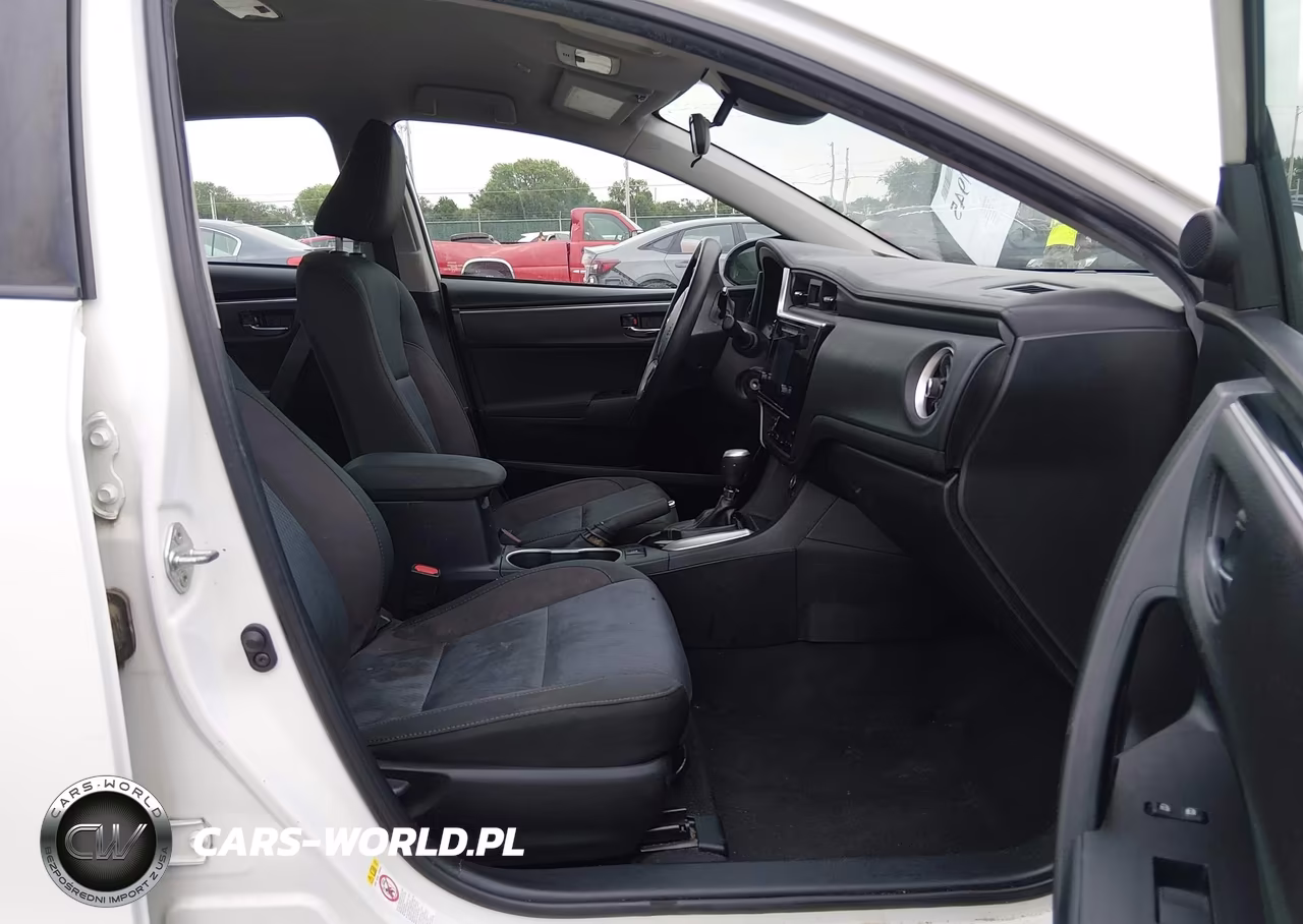 2019 Toyota Corolla Le VIN:2T1BURHE3KC138576 - 5