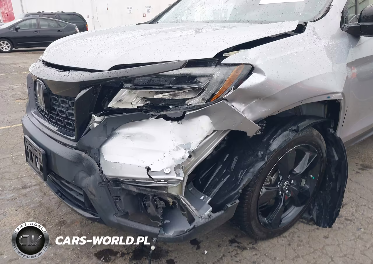 2019 Honda Passport Elite VIN:5FNYF8H0XKB002573 - 6