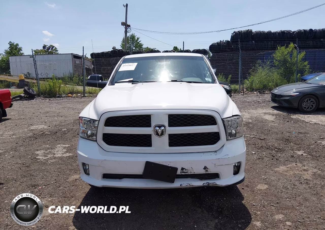 2019 Ram 1500 Classic Express 4X4 6'4 Box VIN:1C6RR7FT8KS551380 - 12