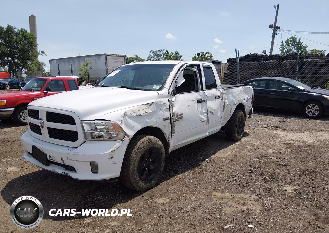 2019 Ram 1500 Classic Express 4X4 6'4 Box VIN:1C6RR7FT8KS551380 - 2