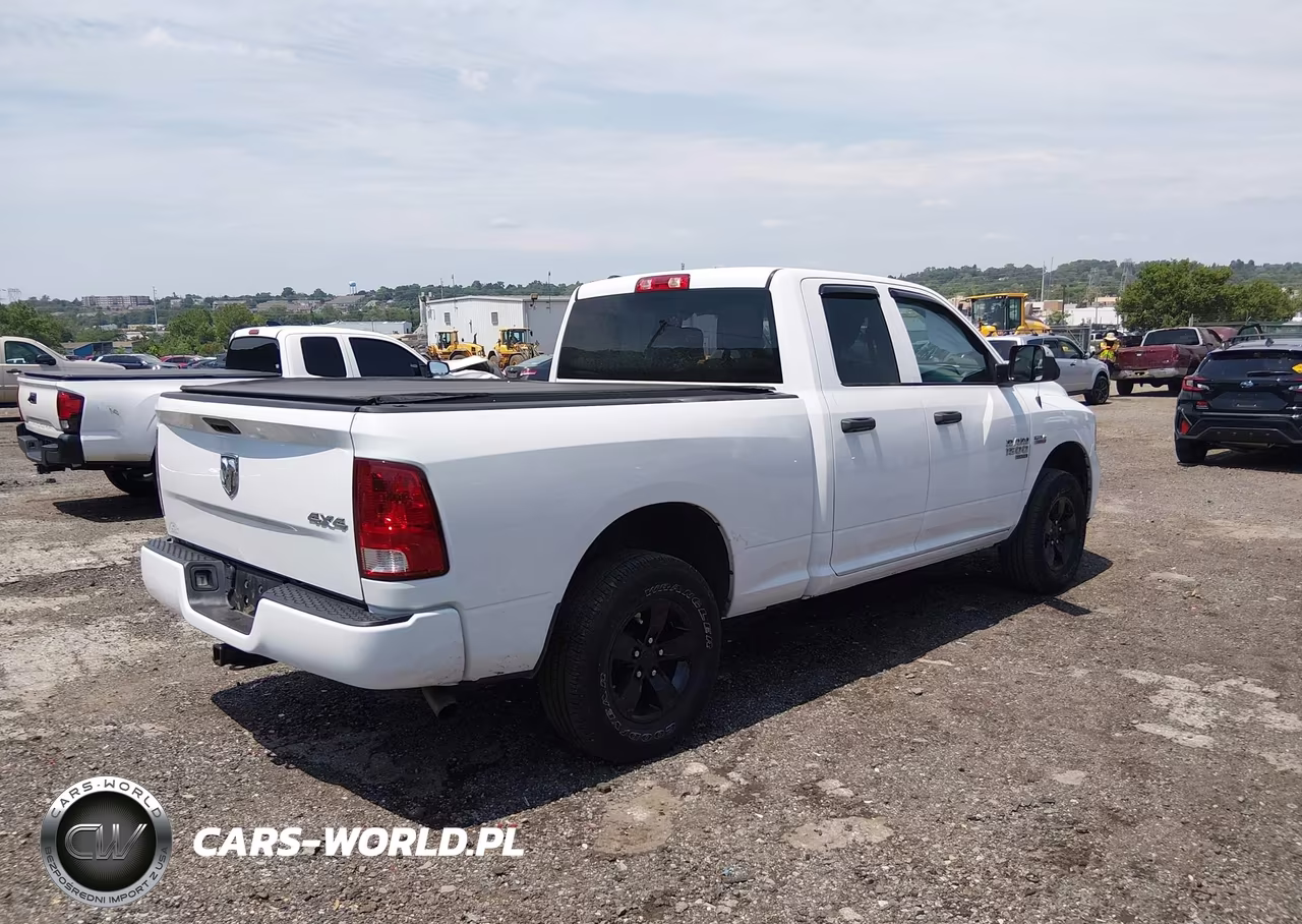 2019 Ram 1500 Classic Express 4X4 6'4 Box VIN:1C6RR7FT8KS551380 - 4